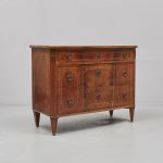 1249 8204 CHEST OF DRAWERS